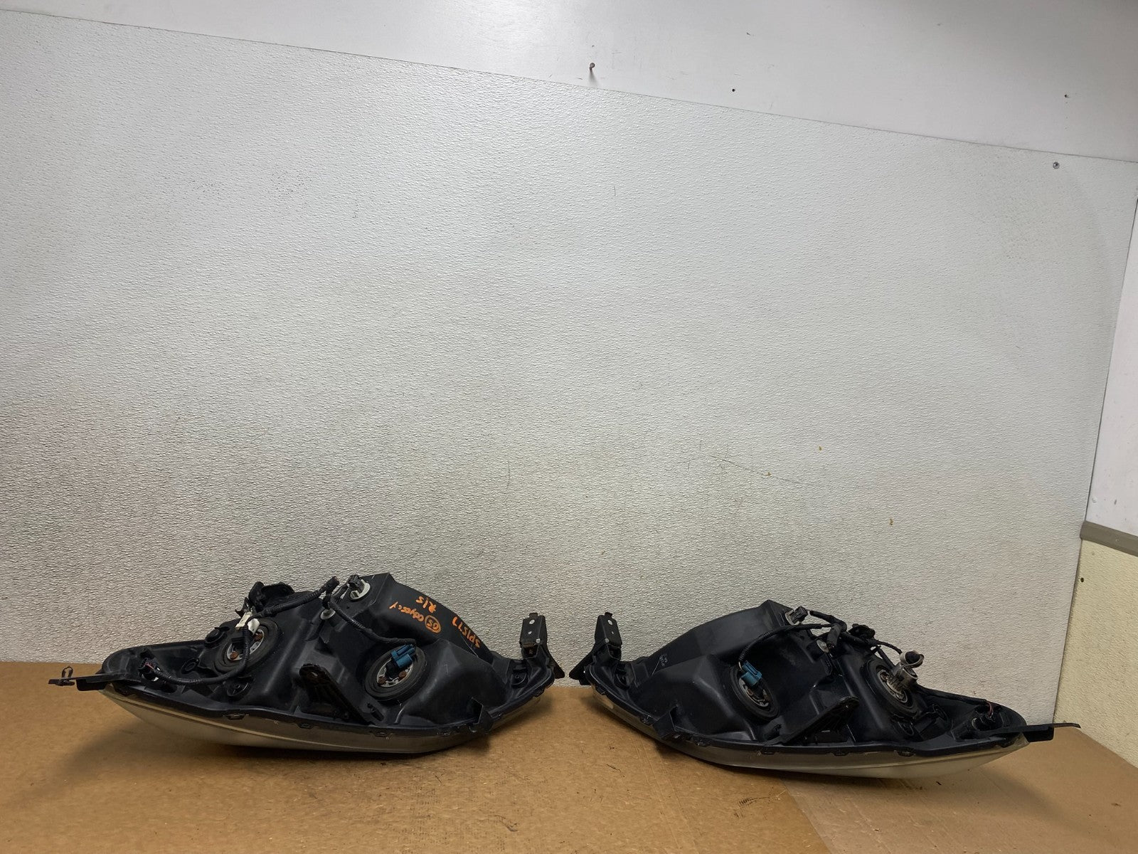 2005 2006 2007 Honda Odyssey Left+Right Set Halogen Headlights S6966 DW8