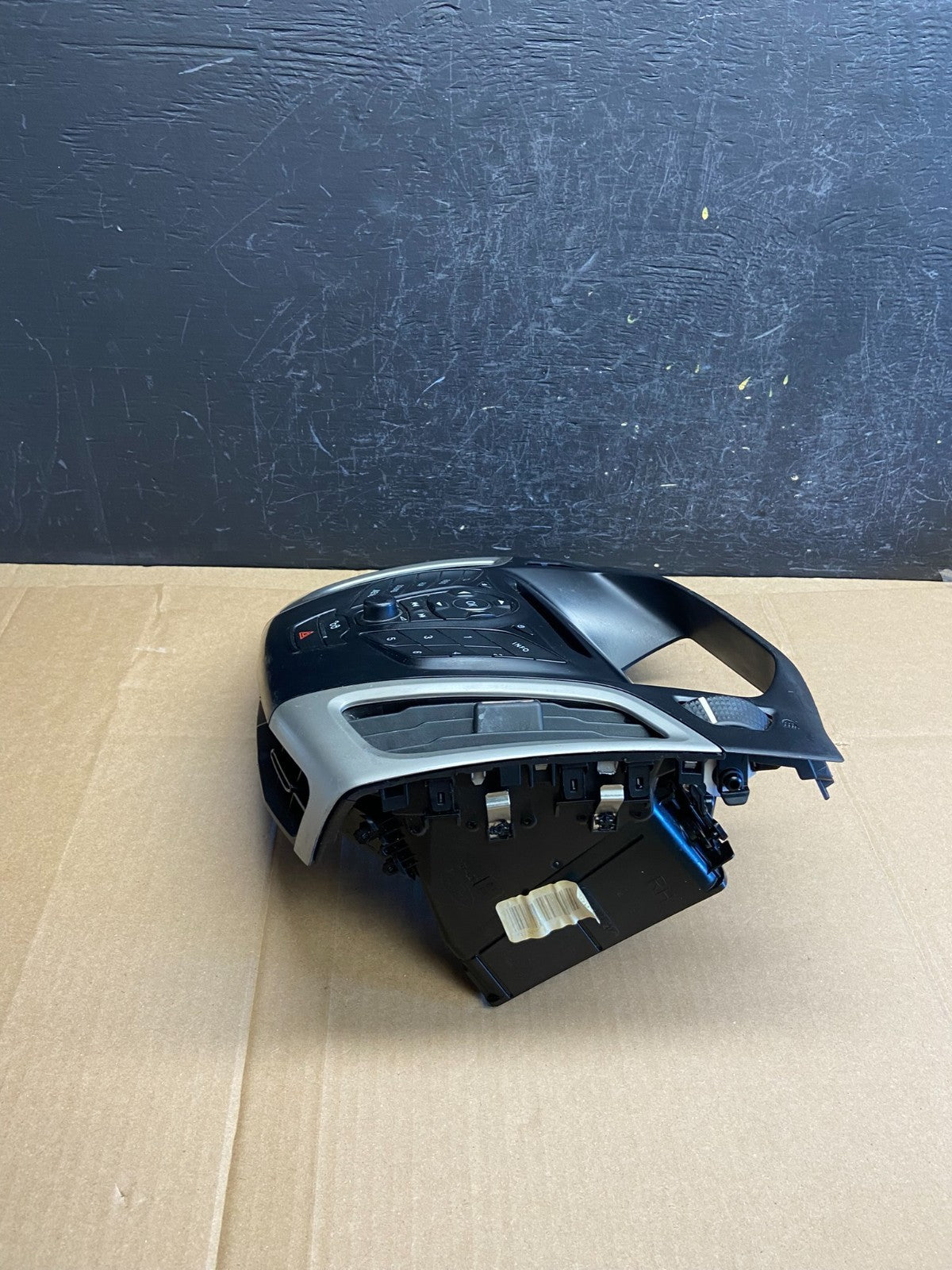 2012 to 2014 Ford Focus Radio Control Panel Trim w/ Bezel AD2039 DG2