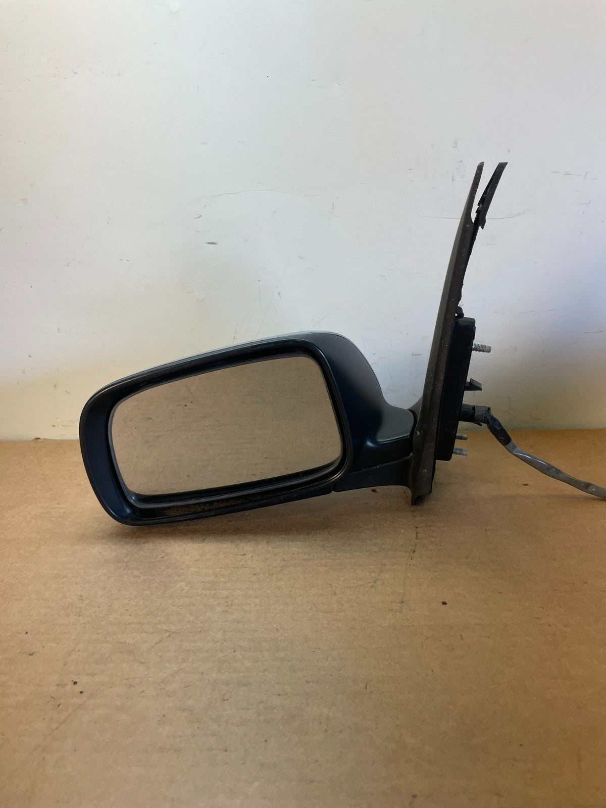 2004 to 2009 Toyota Prius Left Driver LH View Door Mirror AF8651 DG7