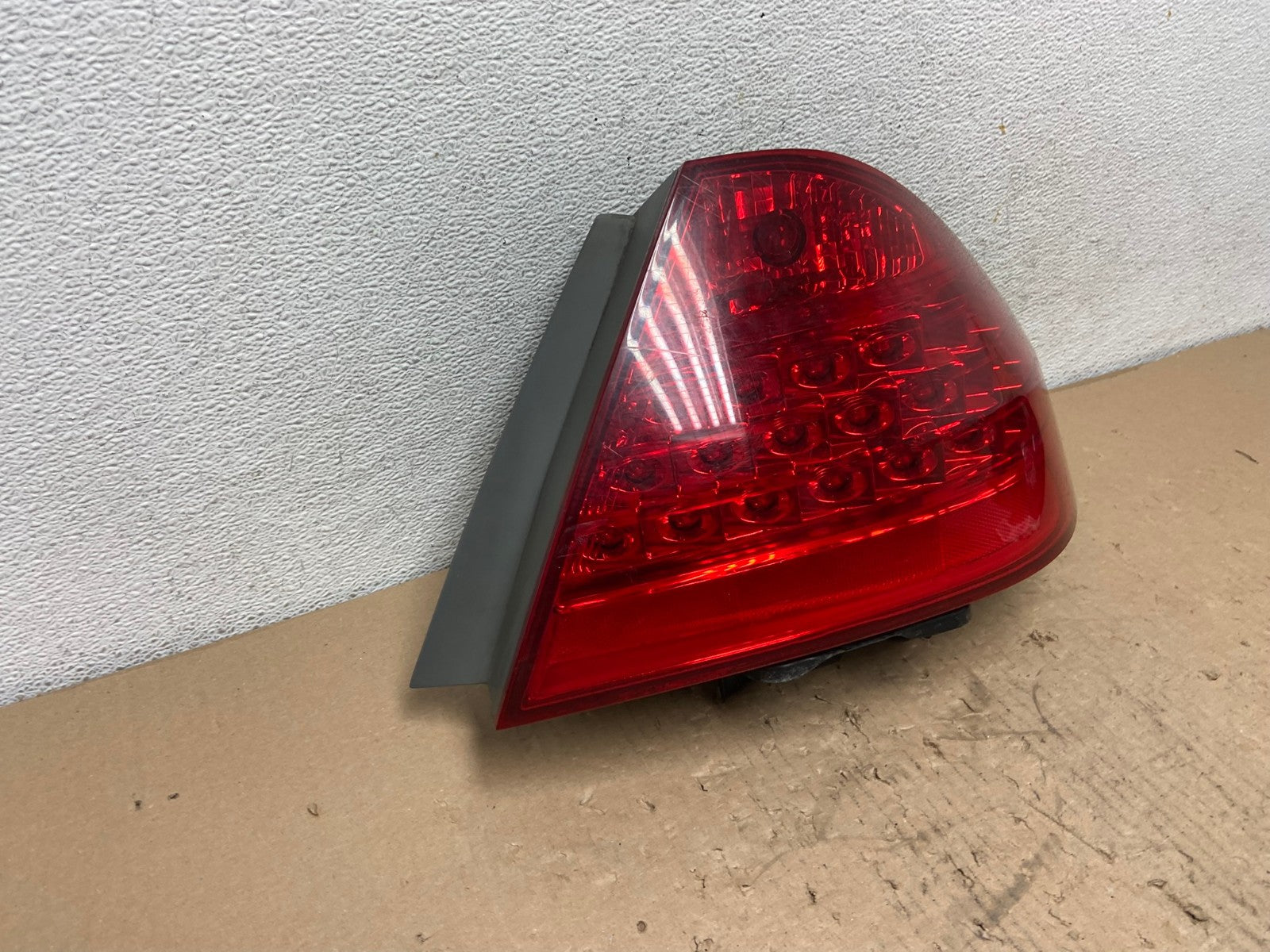 2006 - 2007 Honda Accord Right Passenger Side Tail light AF3316 LK2