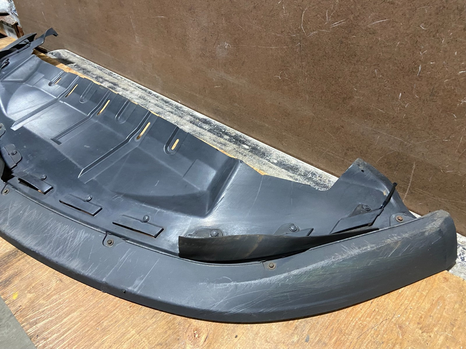 2013-2016 Lincoln MKS Front Bumper Lower Valance Panel da5317f775-aaw Z3363 PS3