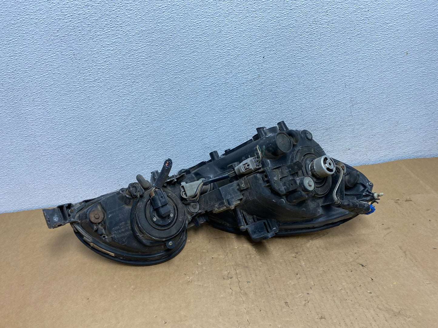 2001 to 2005 Lexus GS430 Gs300 Left Driver Lh Headlight Halogen AC8550 DW9