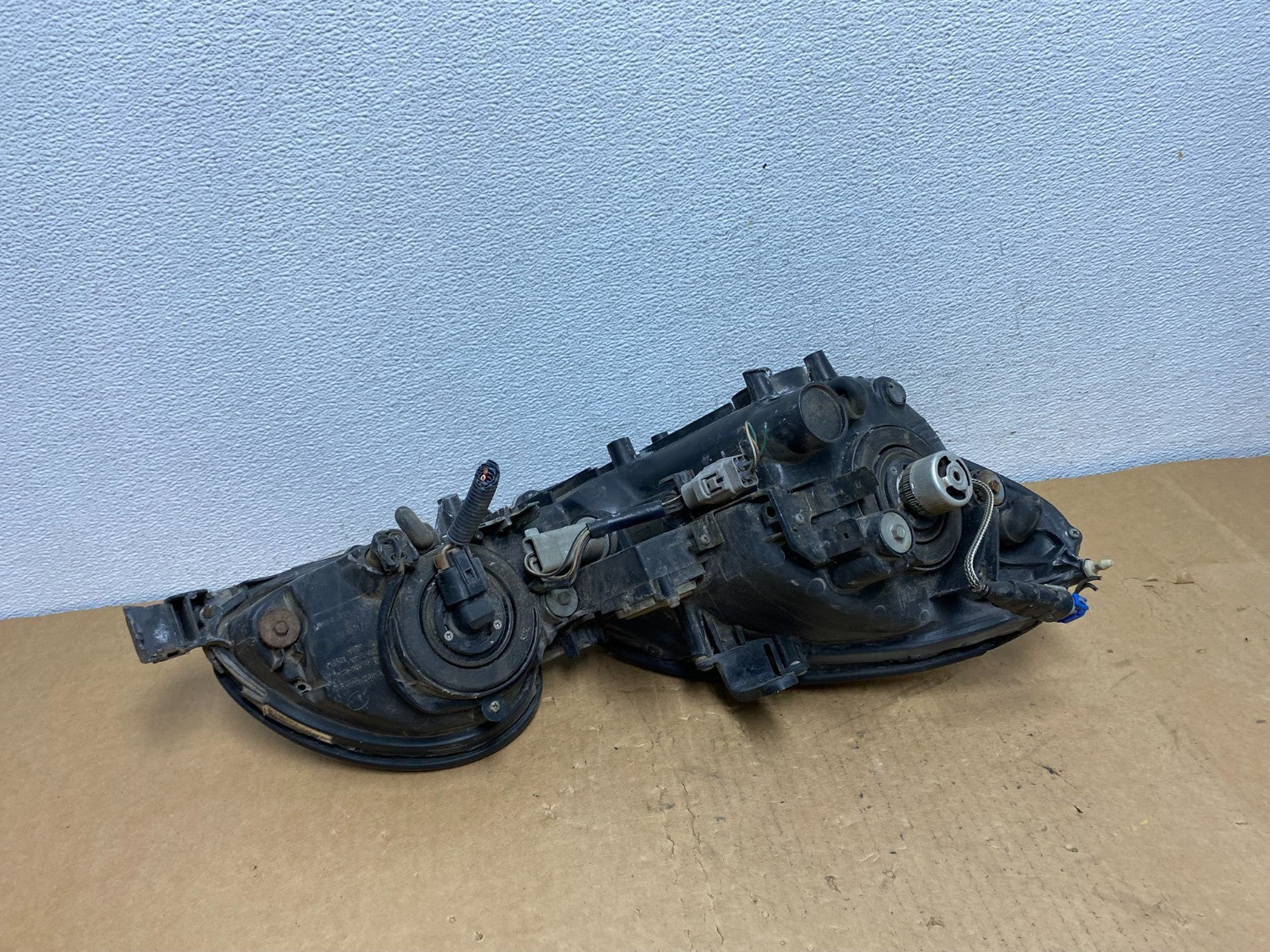 2001 to 2005 Lexus GS430 Gs300 Left Driver Lh Headlight Halogen AC8550 DW9