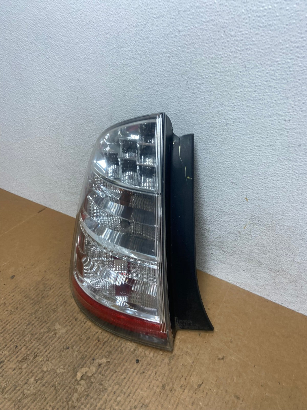 2006 2007 2008 2009 Toyota Prius Tail Light Left Driver LH AE2803 LK1