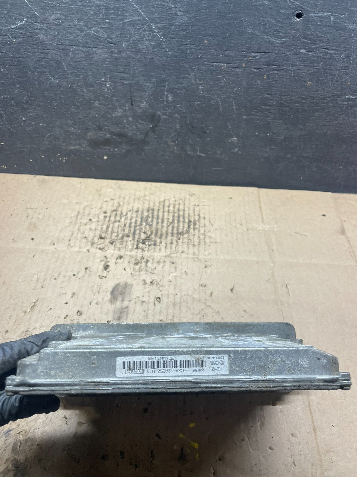 2005 Ford Van 4.6L Engine Control Module Unit ECU r1805 DG3