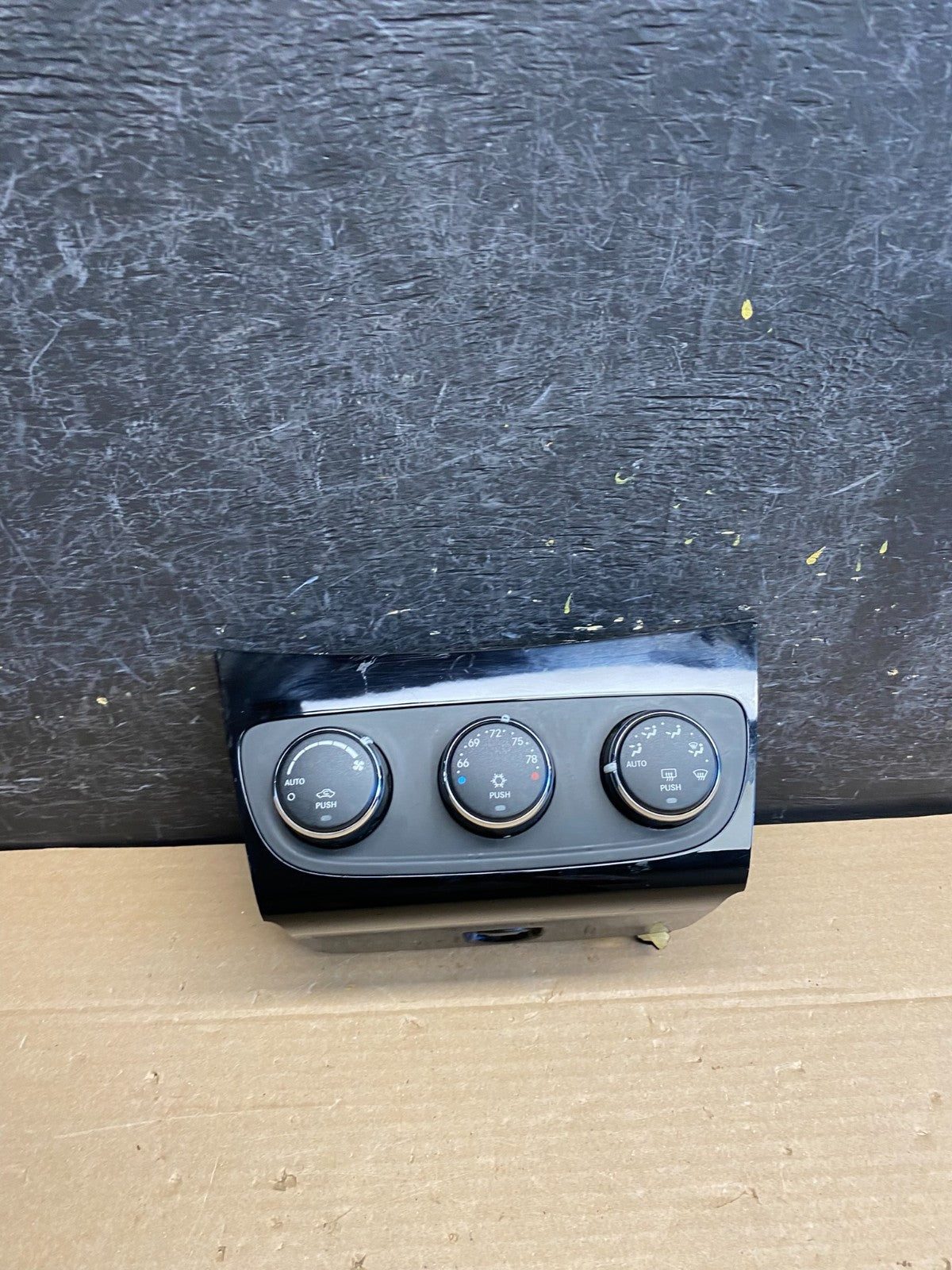 2011-2014 Chrysler 200 Heater AC Climate Switch Temperature Control AG5206 DG0