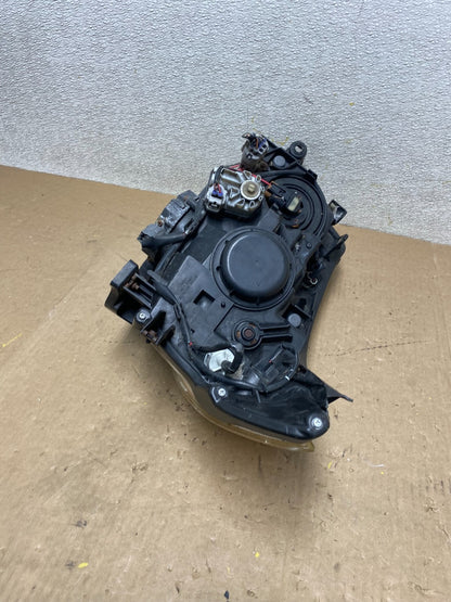 2009 - 2013 Subaru Forester Right Passenger Side Xenon Headlight OEM W8747 DW11