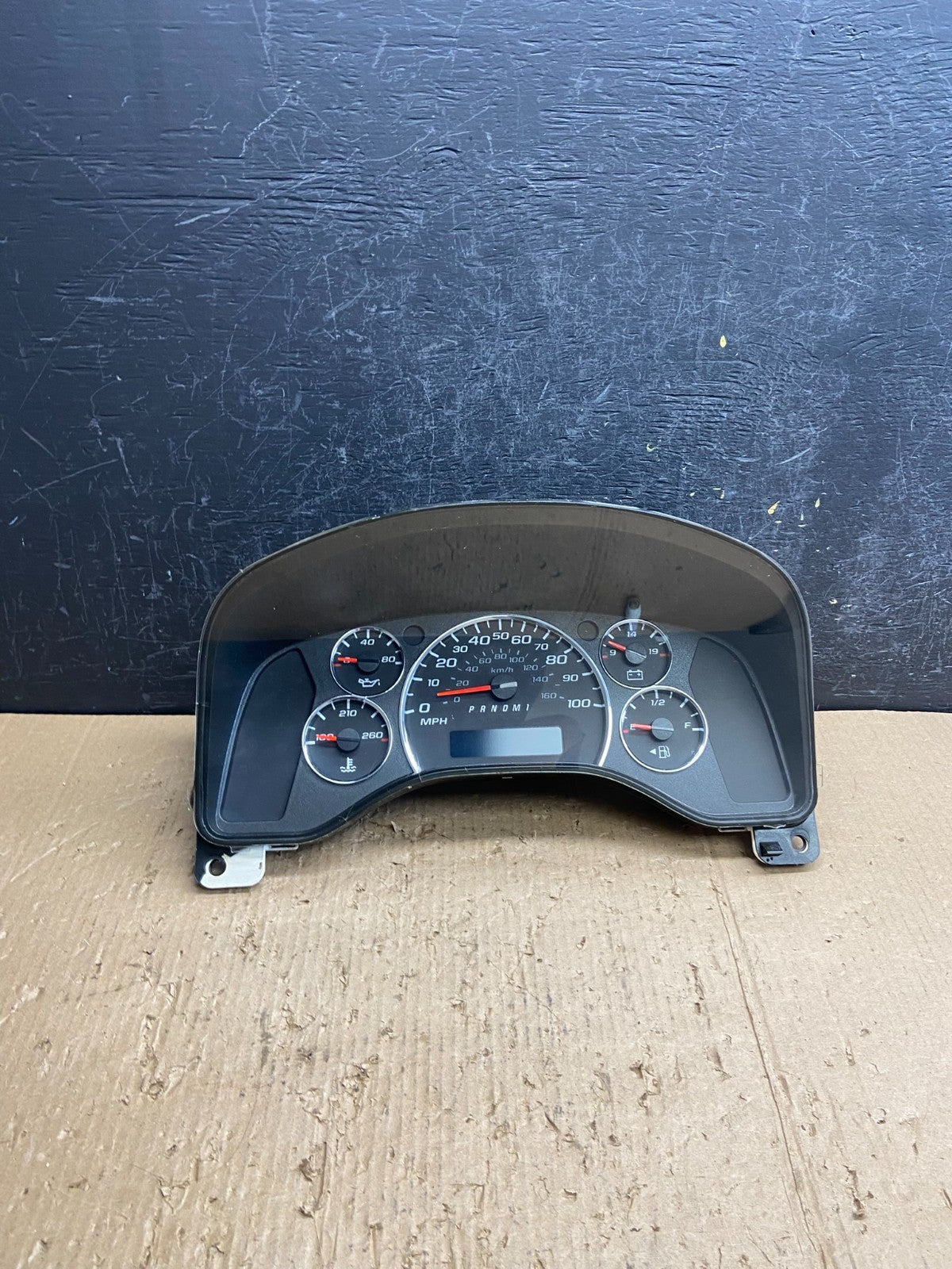 2013 to 2017 Chevrolet Express Speedometer Cluster Gauge AF1626 DG0