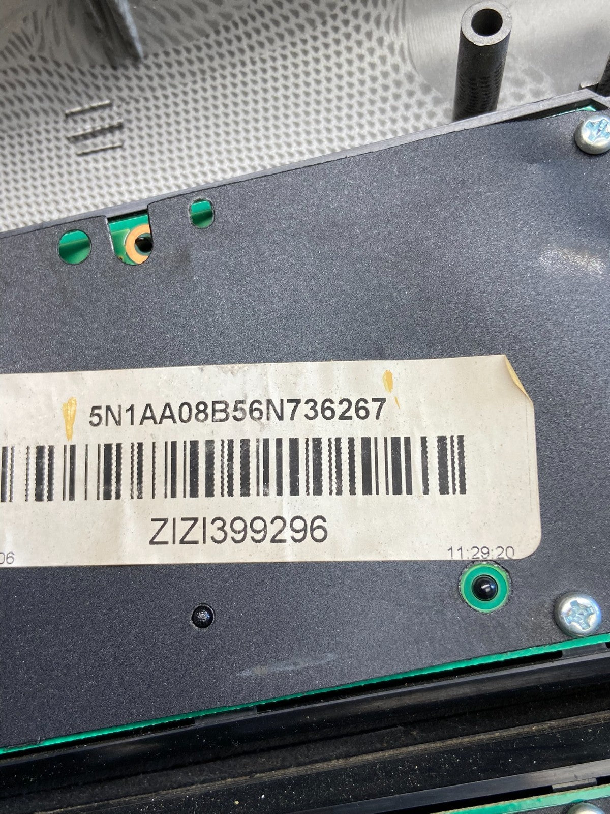 2004 to 2007 Nissan Armada Radio CD Player A/C Climate Control ad2315 DG4
