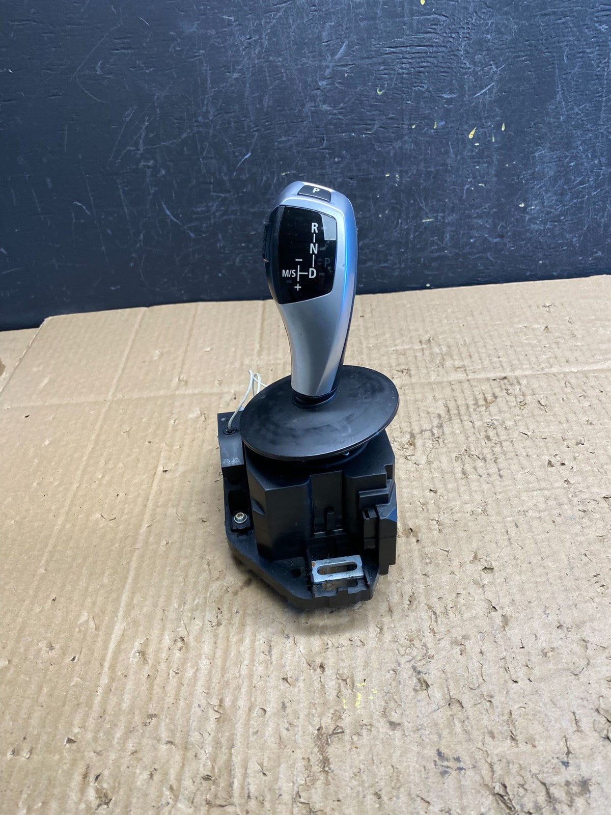 2008-2010 BMW 528I 535I E60 Auto Gear Selector Transmission Shifter AD1892 DG0