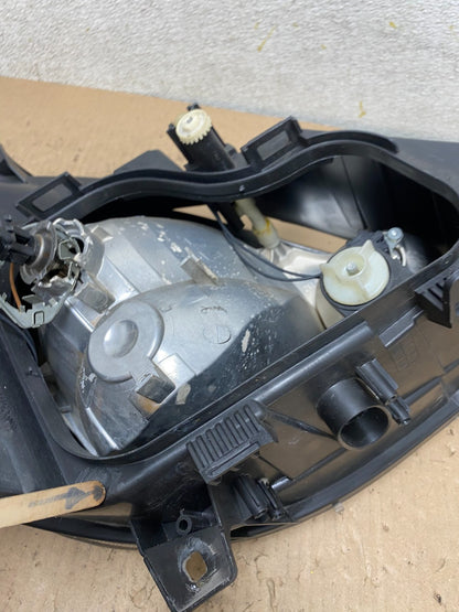 2007 to 2013 Mercedes Sprinter Headlight Left Driver Side Halogen P9677 DW10