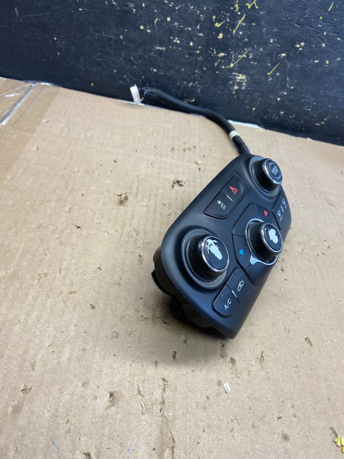2013 to 2016 Dodge Dart AC Heater Temperature Climate Control OEM ab2063 DG2