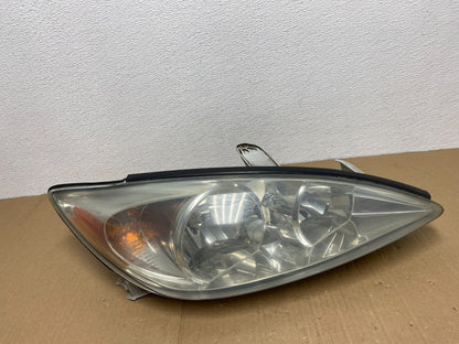 2002 to 2004 Toyota Camry Halogen Headlight Right Passenger Rh OEM AB8105 DW0