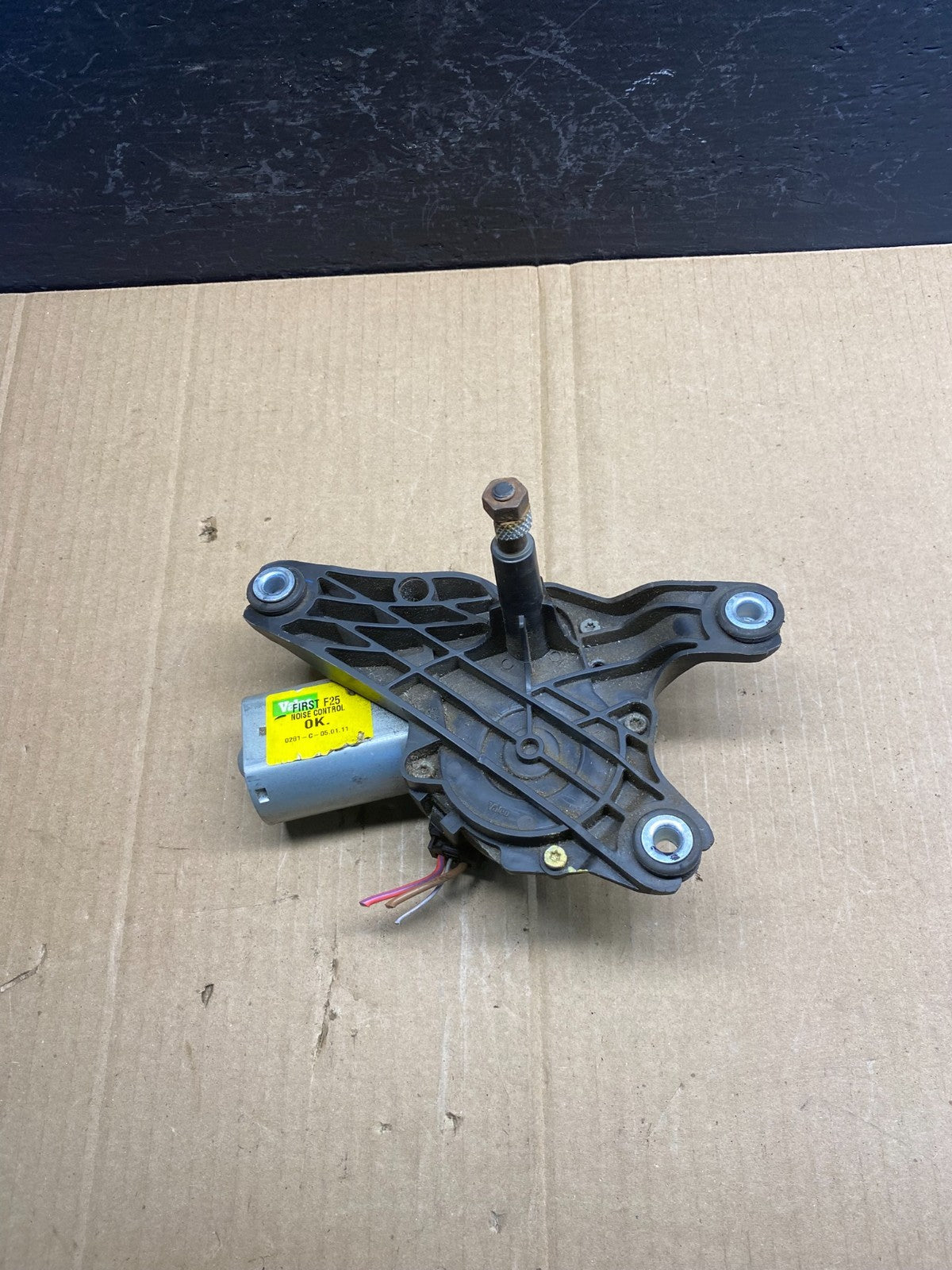 2011 to 2017 BMW X3 Rear Windshield Wiper Motor OEM AC0871 DG0