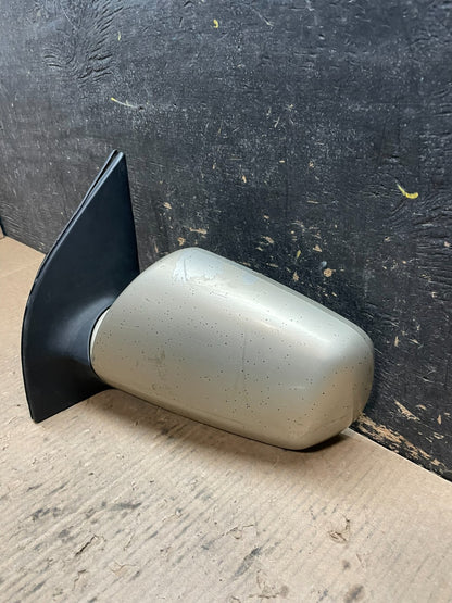 2007-2010 Hyundai Entourage Sedona Left Driver Lh Side Door Mirror Oem Y1573 MS2