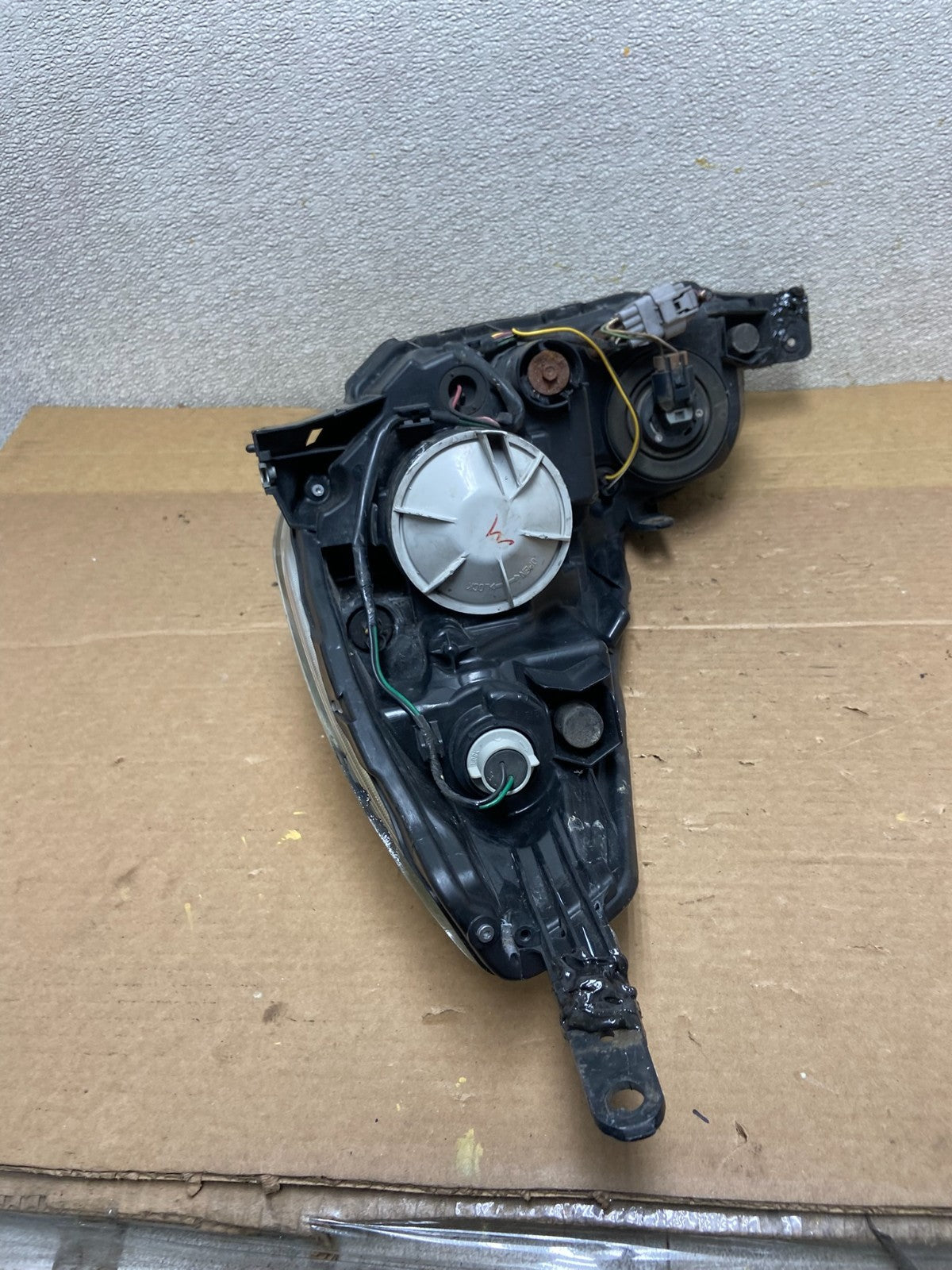 2010-2012 Subaru Legacy Outback Right Passenger Headlight Oem AB5181 DW9