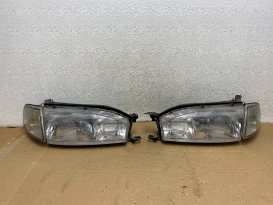 1992 1993 1994 Toyota Camry Left+Right Halogen Headlights AG9191 DW0