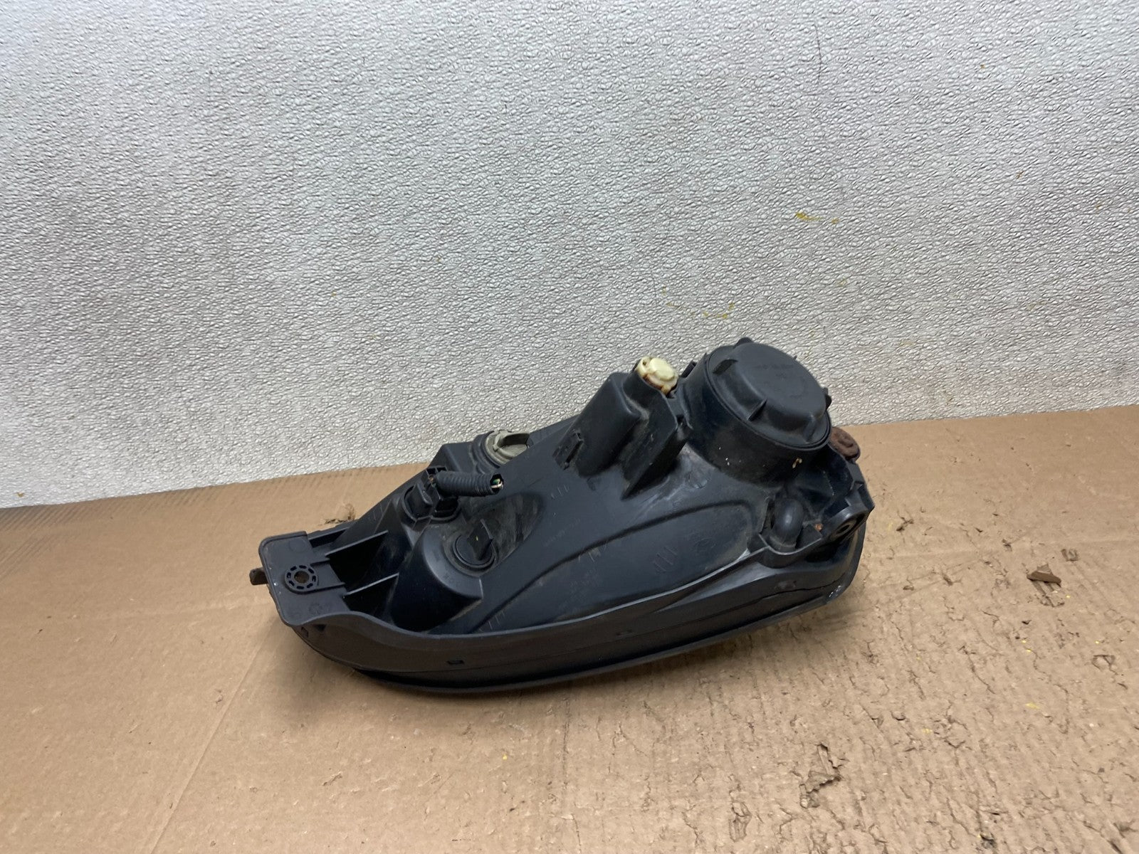 2005 to 2008 Hyundai Tucson Left Driver LH Side Headlight Oem Y3310 DW6