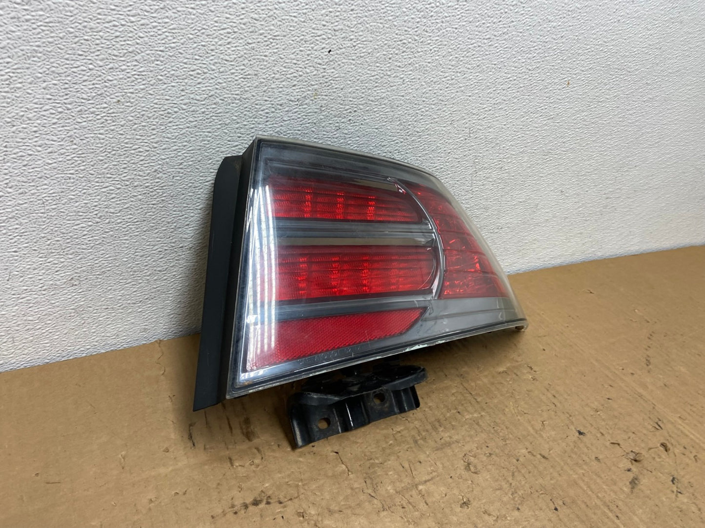 2007 2008 Acura TL Type-S Right Passenger RH Side Tail Light AC8186 LK2