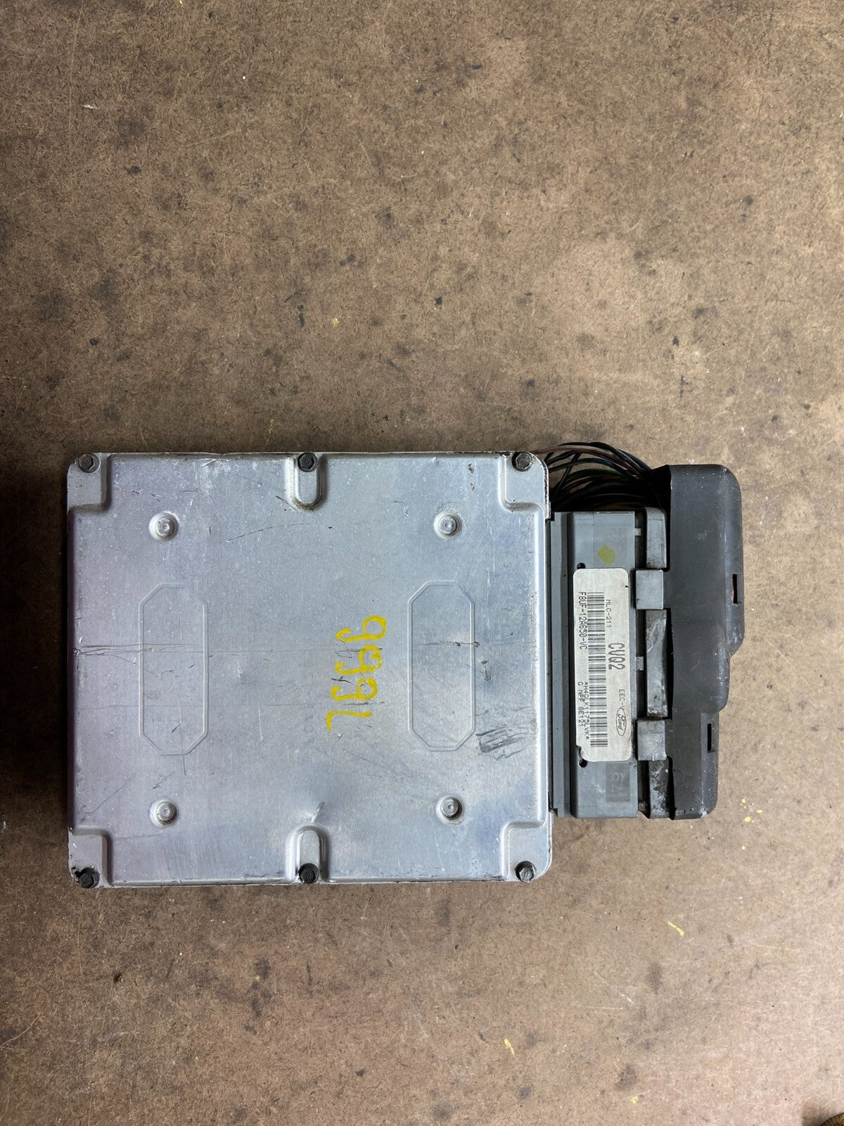 1998 Ford E-Series 5.4L Van Engine Control ECU Computer F8UF-12A650-VC M5255 DG0