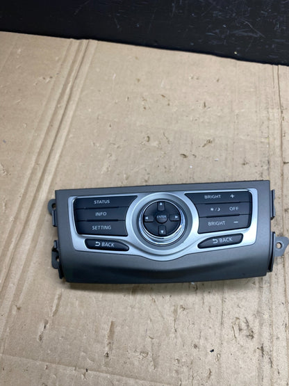 2009-2014 Nissan Murano AM FM Radio CD Control Panel AB9025 DG0
