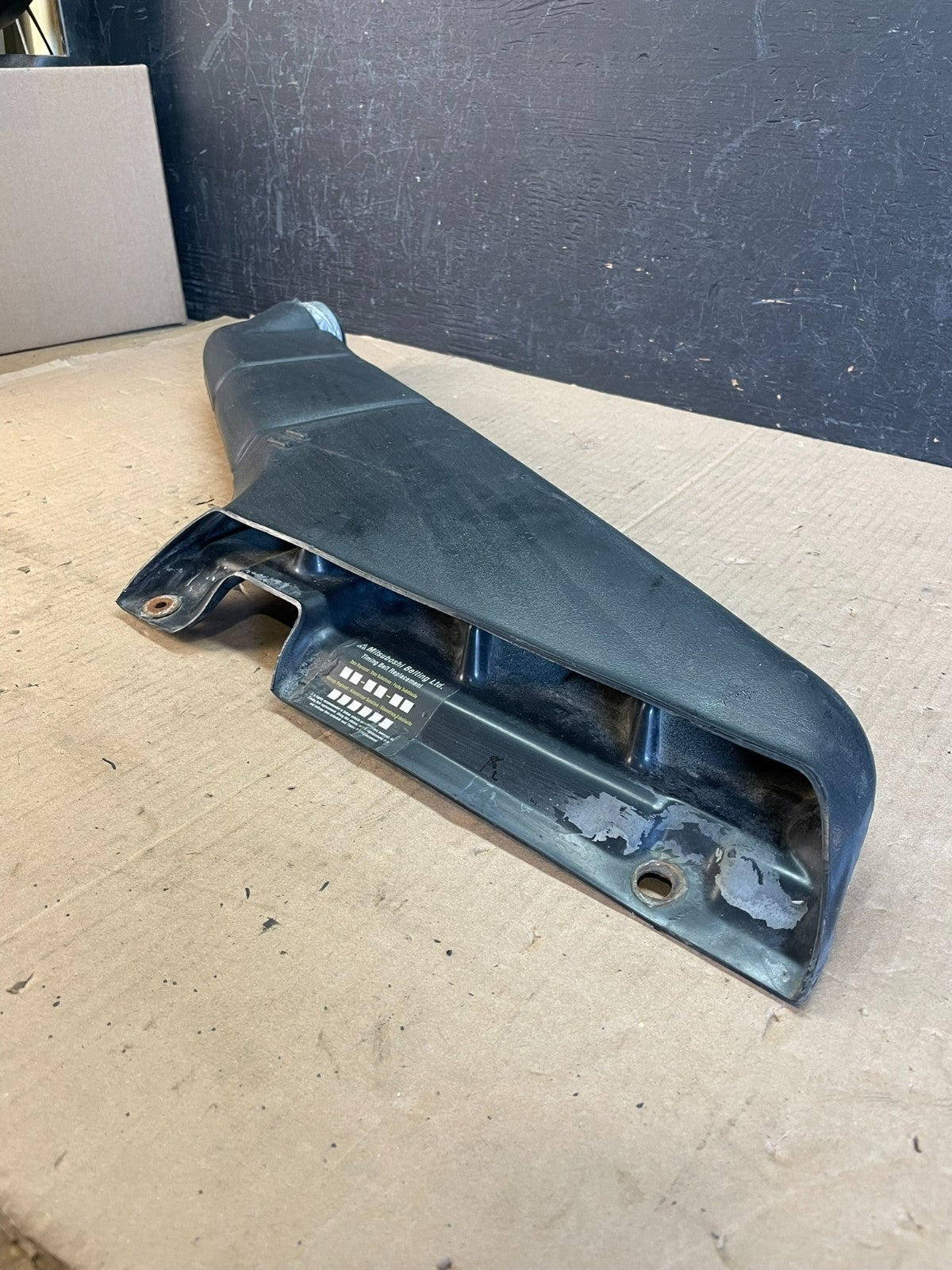 2000-2004 Subaru Legacy Outback Air Intake Duct Cleaner Tube AD8598 DG1