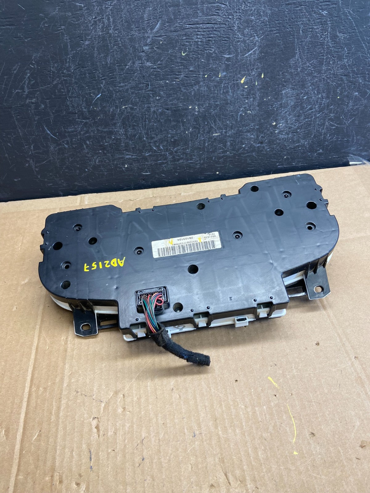 2007 to 2013 Chevrolet Silverado Suburban Cluster Gauge Speedometer OE ad2157 DG5