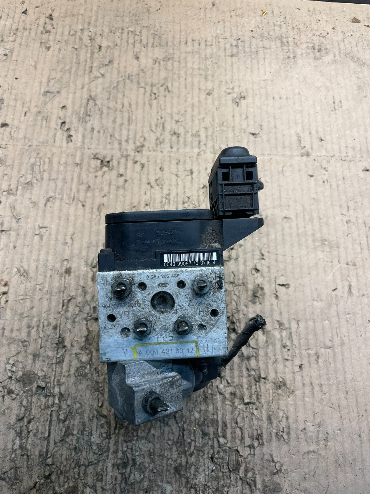 2000 - 2006 Mercedes S600 S500 S430 ABS Anti Lock Brake Pump Module v6439 DG0