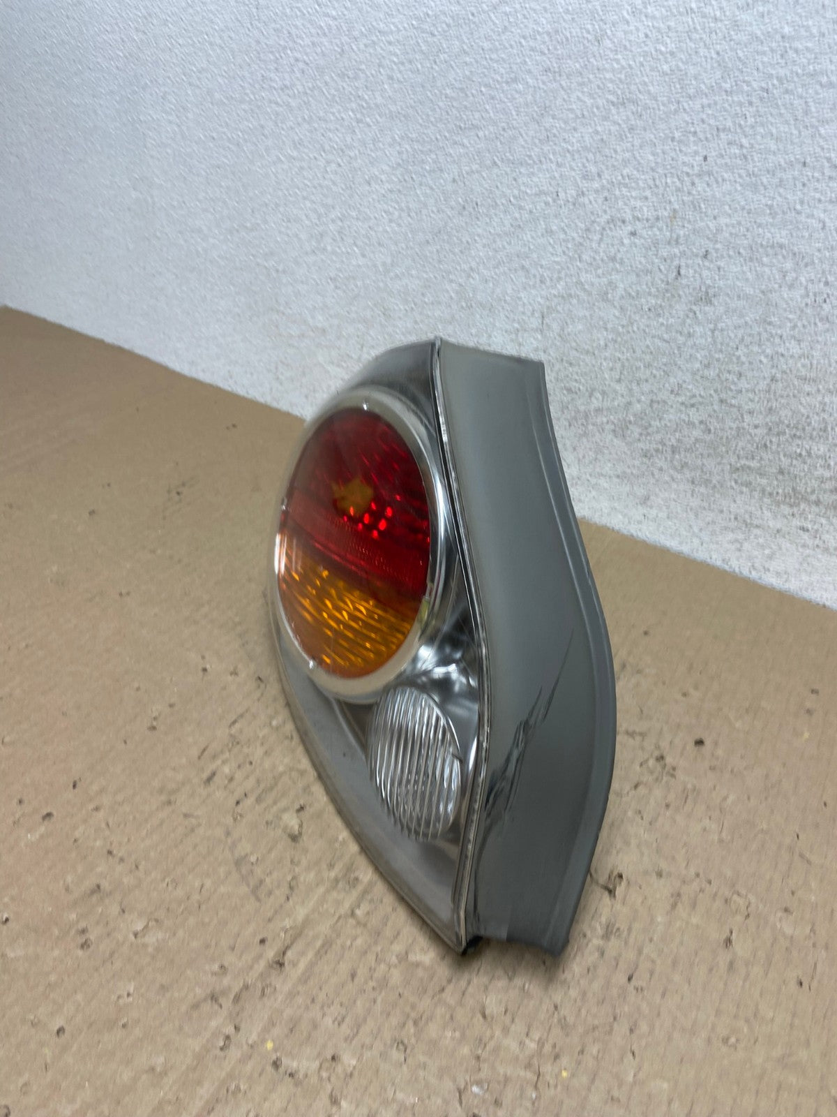 2002 2003 Nissan Maxima Left Driver Lh Side Tail Light AE9778 LK1
