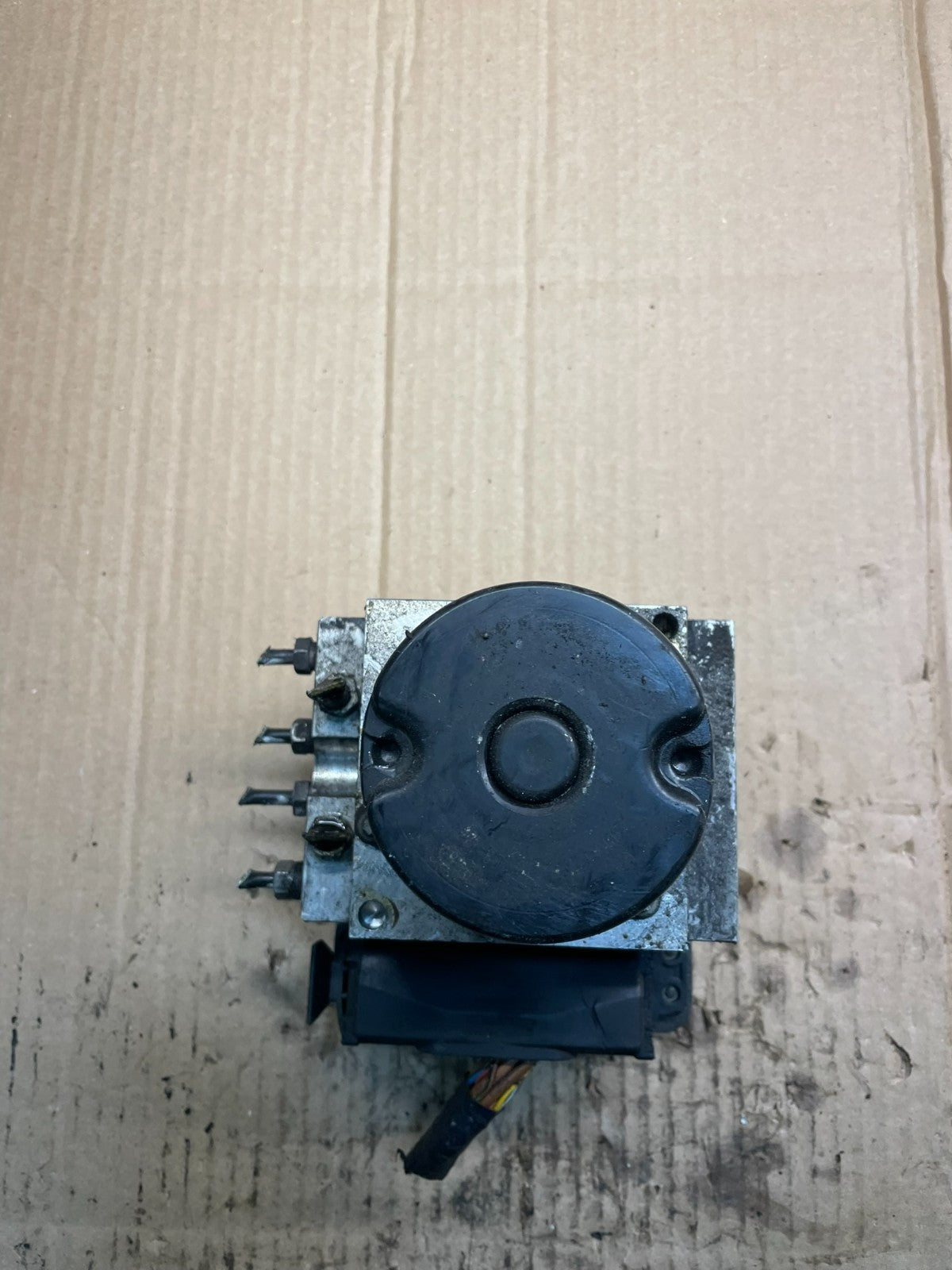 2007 to 2013 BMW X5 E70 ABS Anti-Lock Brake Pump Module OEM x1021 DG5