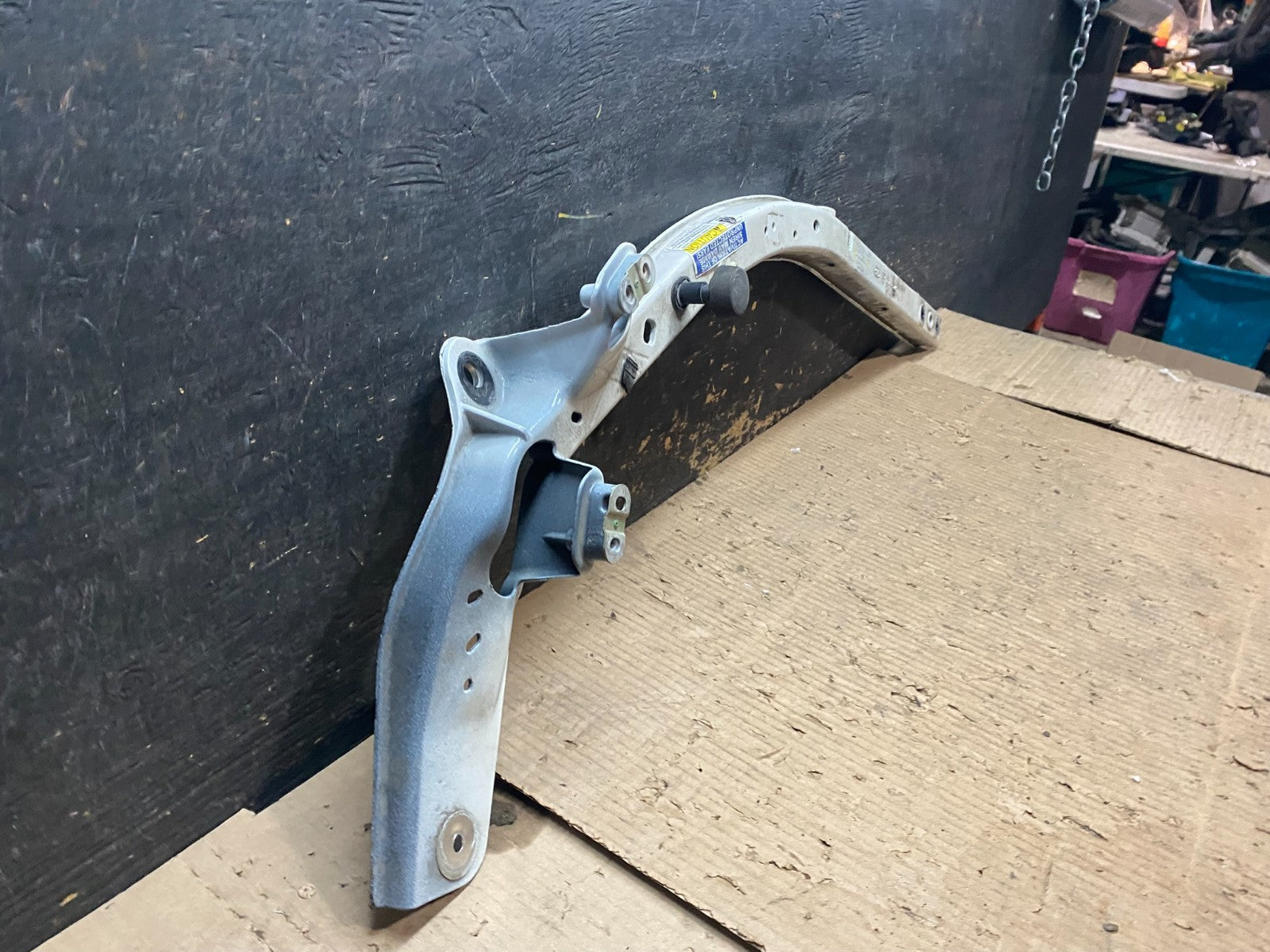 2020 to 2023 Ford Explorer Left Driver LH Upper Tic Bar Oem X0246 DG2