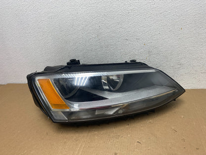 2011 to 2014 Volkswagen Jetta Right Passenger RH Headlight Halogen AD7950 DW0