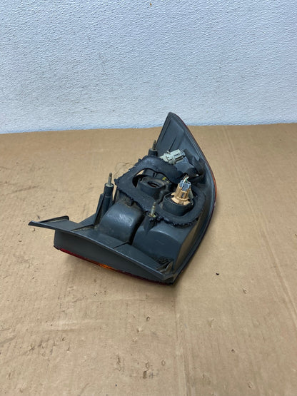 1997 1998 1999 Lexus ES300 Right Passenger RH Side Tail Light AG4099 PS4