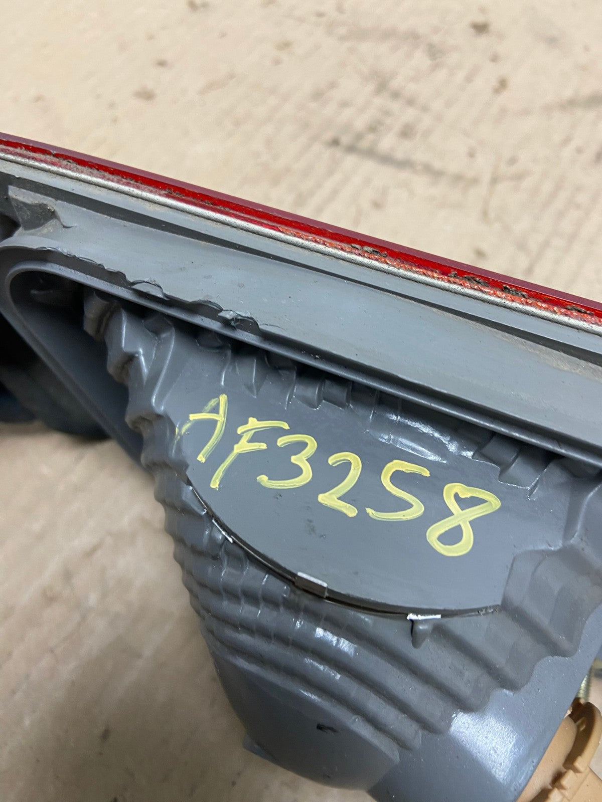2000-2001 Toyota Camry Tail Light Right Passenger Rh Side Inner AF3258 LK7