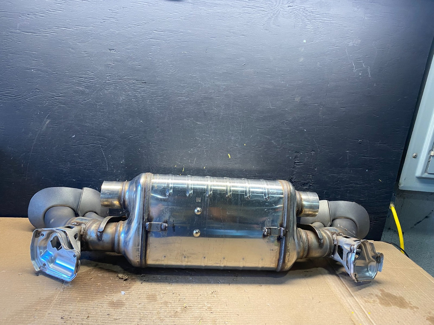 2020 to 2024 Porsche Carrera 911 992 Center Exhaust System Muffler R24733
