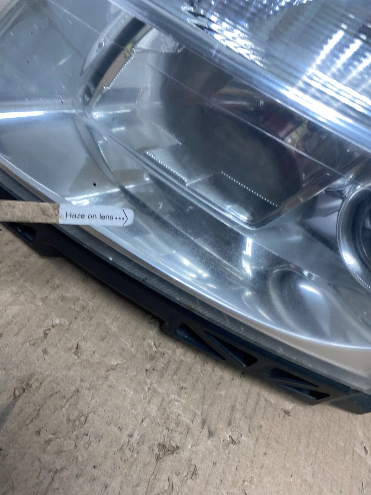2006 to 2009 Mercury Milan Headlight Left Driver LH Halogen AE7122 DW5