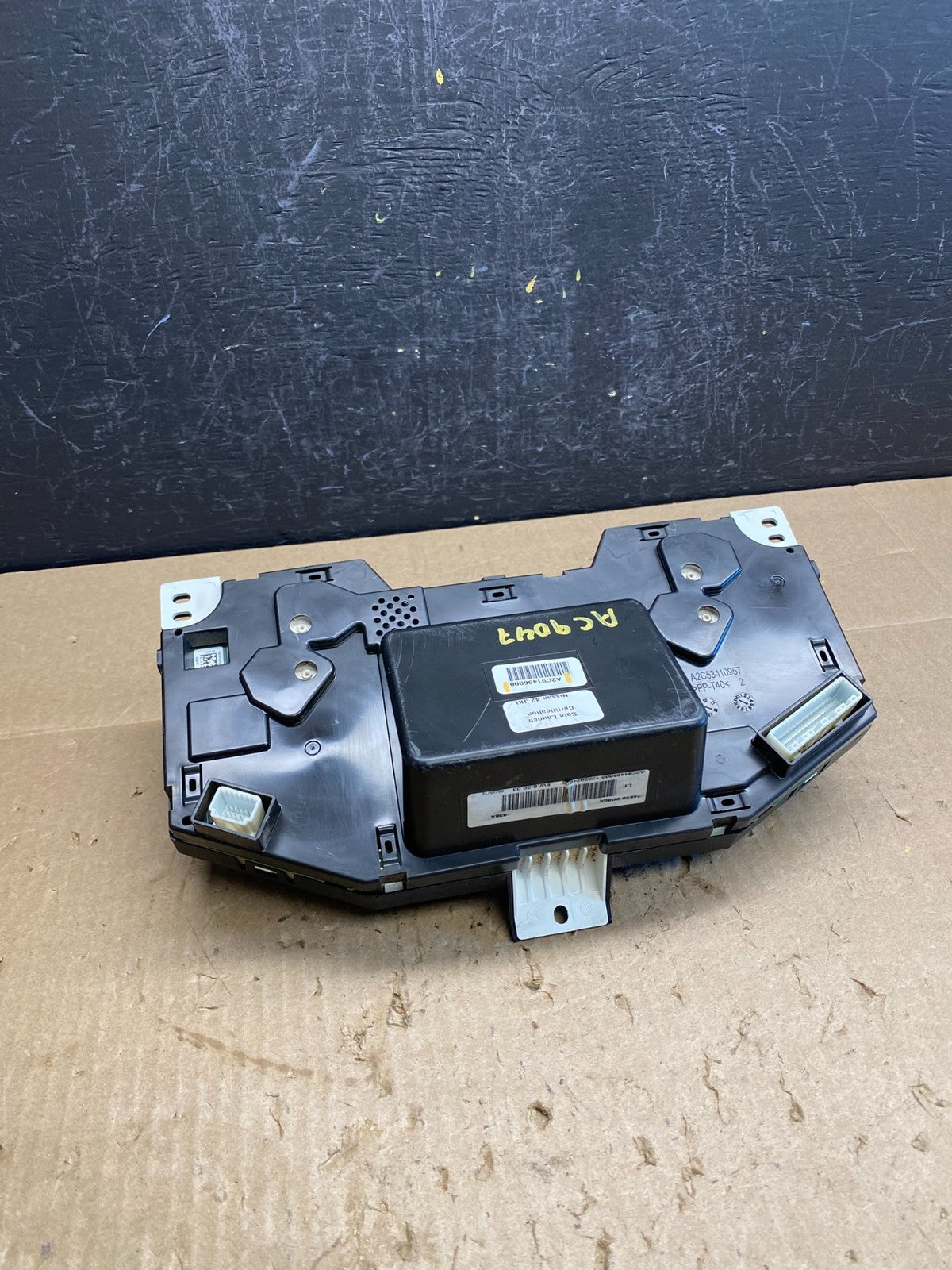 2015 Nissan Pathfinder Speedometer Cluster Gauge AC9047 DW5