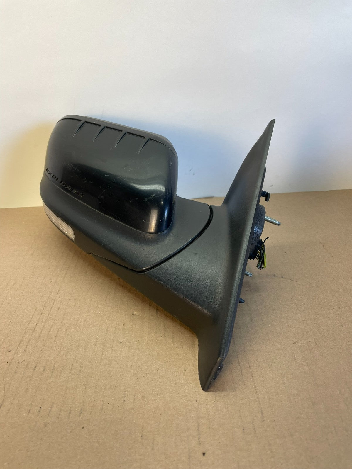 2011 to 2015 Ford Explorer Right Passenger View Door Mirror AH0424 DG1