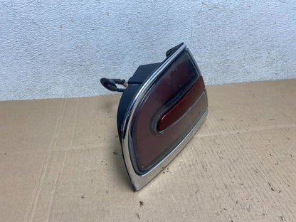 1997-1998 Buick Park Avenue Ave Left Driver Lh Side Tail Light OEM J8604 DW2