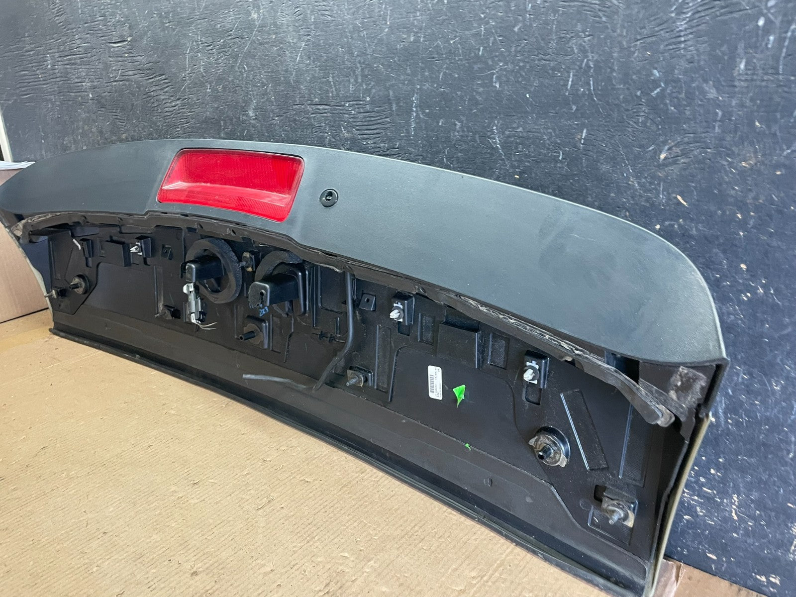 2011 2012 2013 2014 Ford Edge Rear Spoiler Wing 3RD Brake Light Oem AA2156 DG10