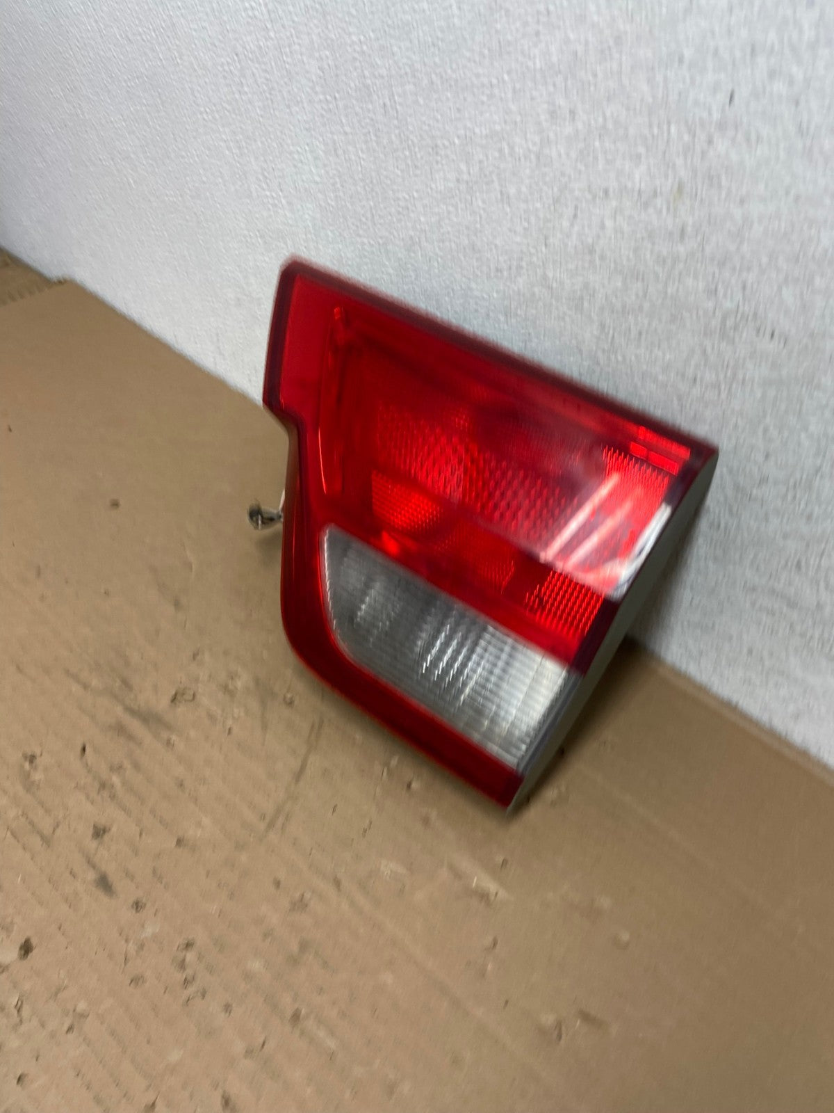2011-2013 Jeep Grand Cherokee Right Passenger Rh Inner Tail Light AD4216 LK1