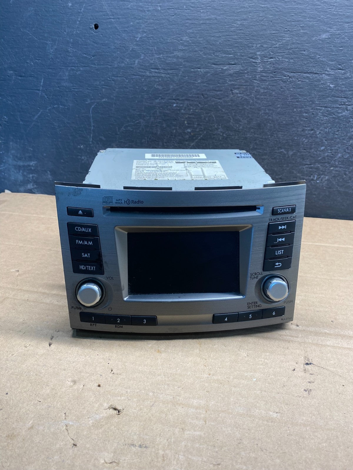 2012 Subaru Outback Radio AM/FM CD Player mp3 Audio AE8144 DG0