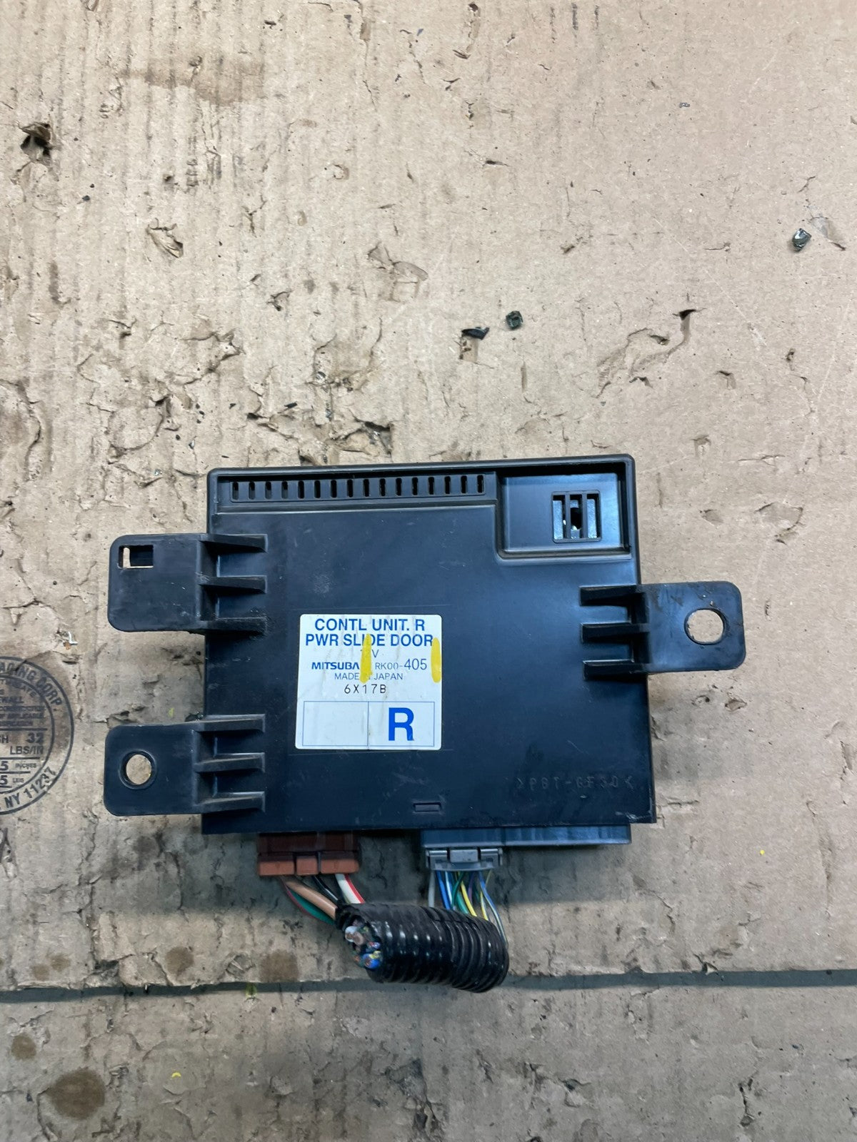 2005 - 2010 Honda Odyssey Rear Right Passenger Sliding Door Module V8825 DG2