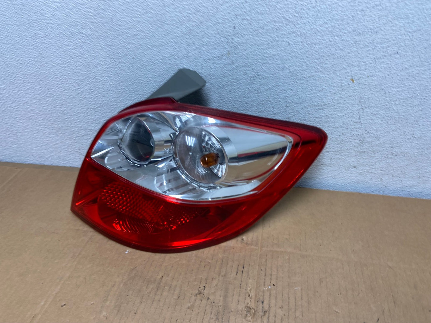 2009 - 2014 Toyota Matrix Right Passenger RH Side Tail Light AD0784 LK1