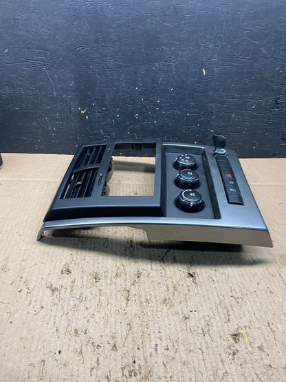 2008 to 2012 Jeep Liberty Dash Climate Temperature Control Radio Bezel Q1083 DG4