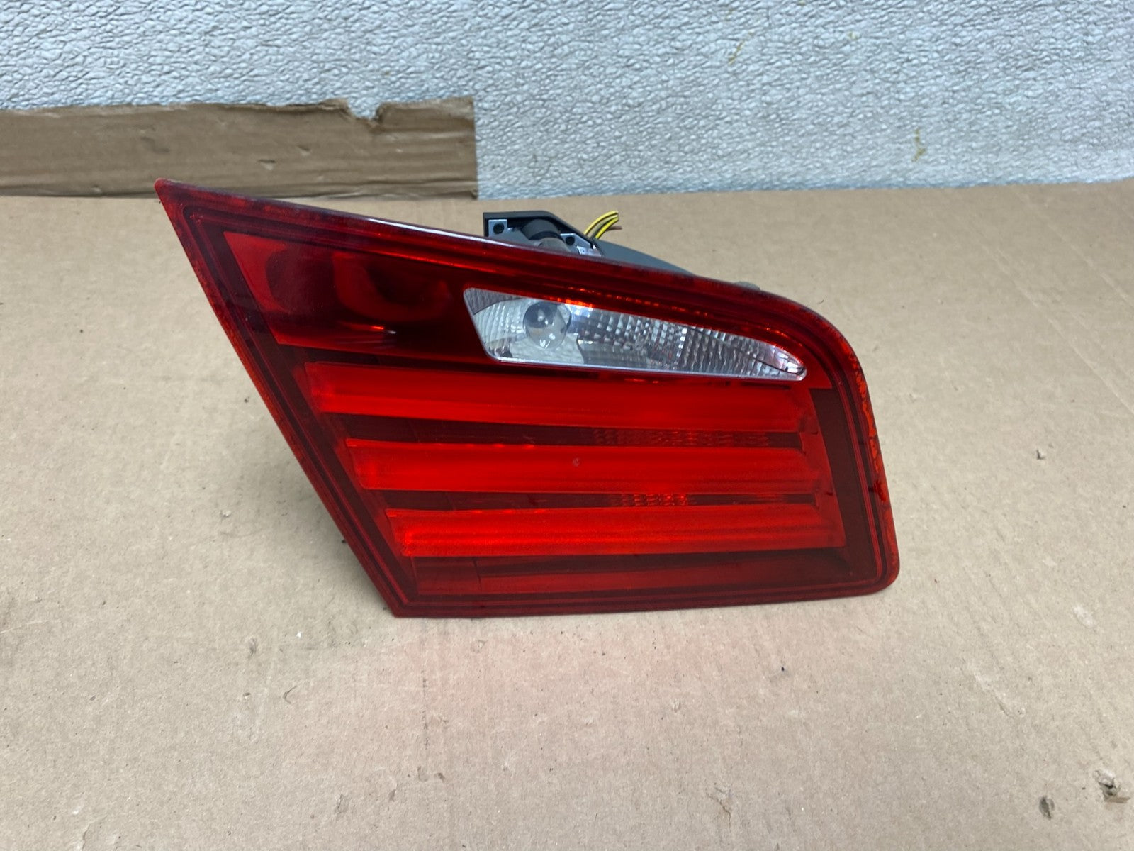 2011-2013 BMW 5 F10 Rear Left Driver LH Trunk Inner Tail Light U7059 DW0