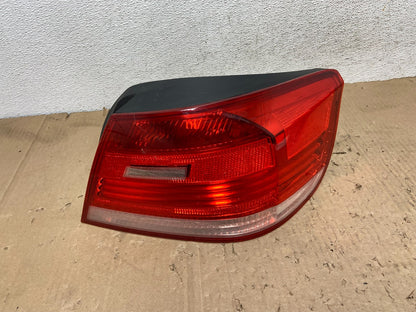 2007 - 2010 BMW M3 328i 335i Convertible Right Passenger Tail Light AE93660