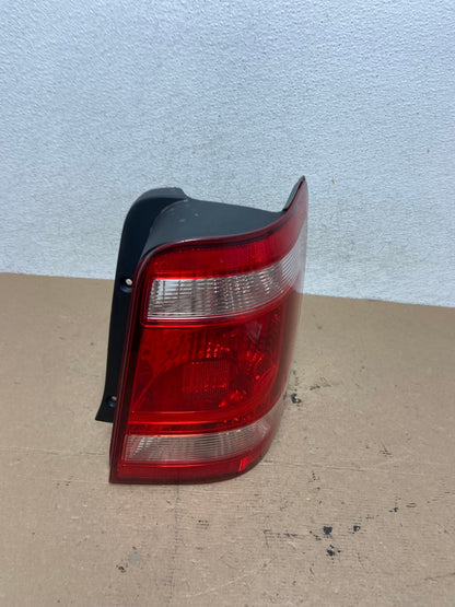2008 to 2012 Ford Escape Right Passenger RH Side Tail Light AF4692 LK2