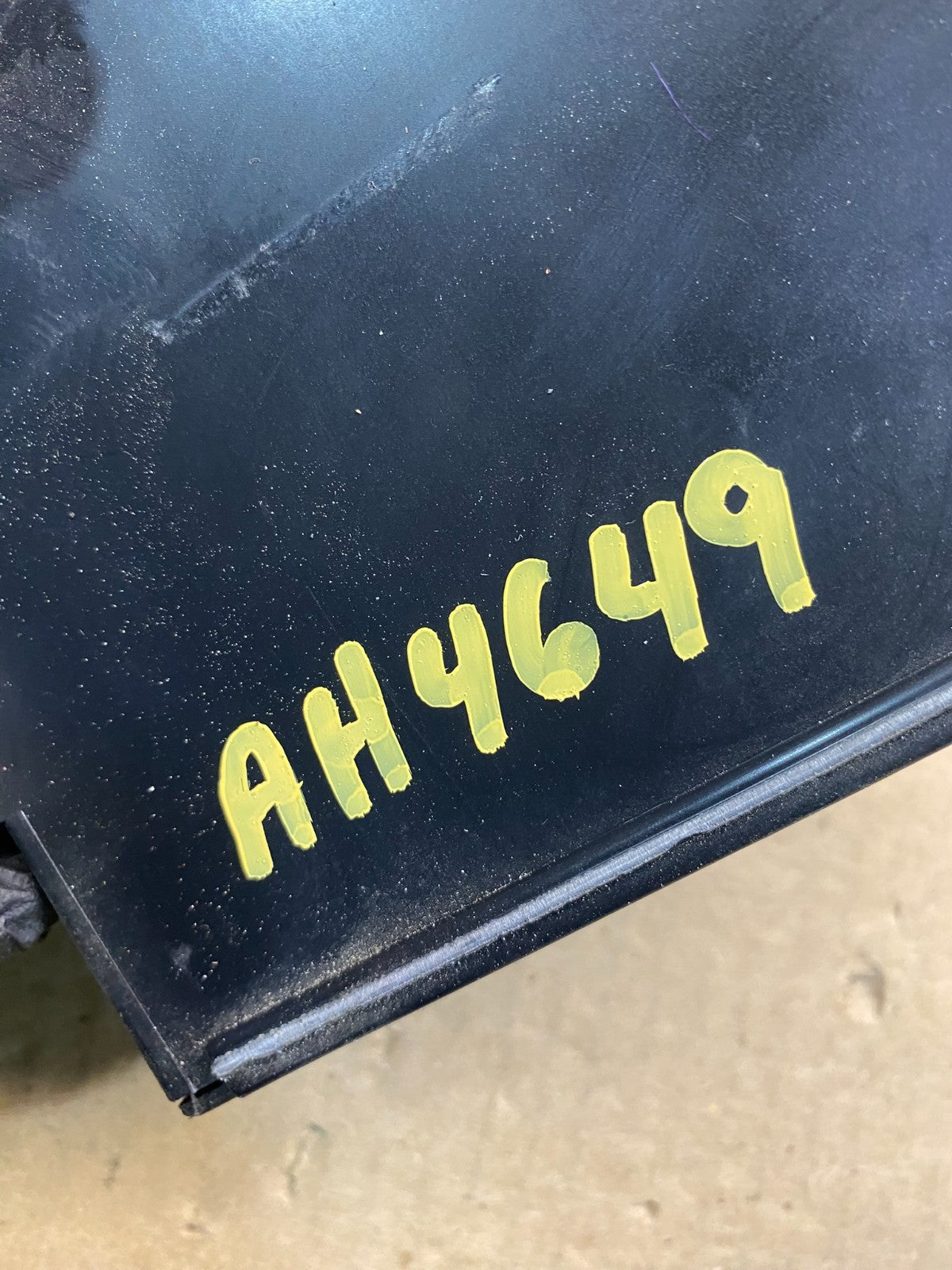 2007 - 2014 Escalade Tahoe Power Lift Gate Motor Tailgate Hatch AH4649 DG5