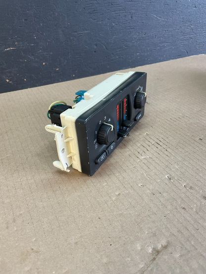 2003 to 2006 Chevrolet Silverado HVAC Heater Climate Control Module ae3446 DG1